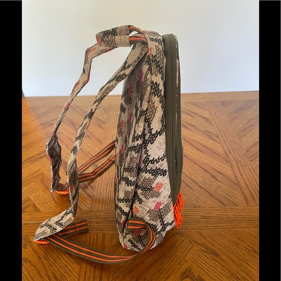 DAKINE Cosmo Mini Backpack 6.5L - Picture 5 of 5